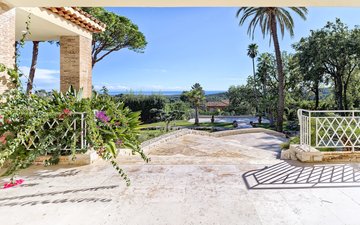 Property slide 7