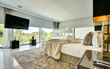 Property slide 20