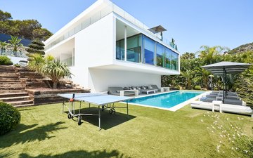 Property slide 4