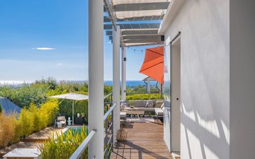 Property slide 19