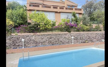 Property slide 4