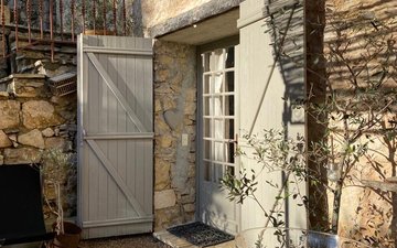 Property slide 20