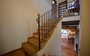 Property slide 16