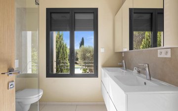 Property slide 16