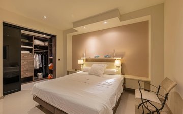 Property slide 19