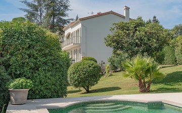 Property slide 7