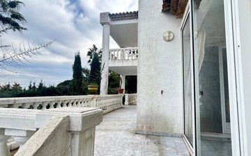 Property slide 6