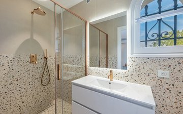 Property slide 14