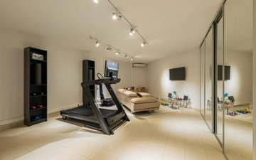 Property slide 19