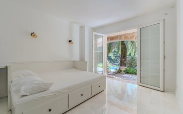 Property slide 7