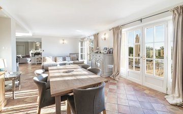Property slide 10