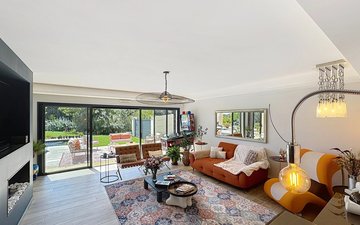 Property slide 17