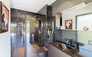 Property slide 18