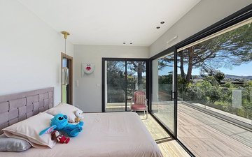 Property slide 19