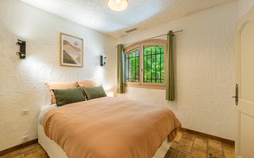 Property slide 17