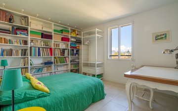 Property slide 17