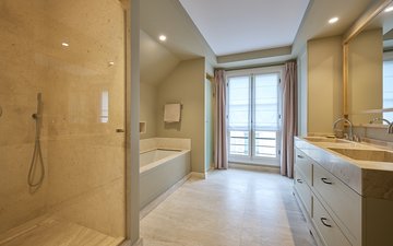 Property slide 10
