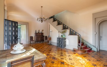 Property slide 6