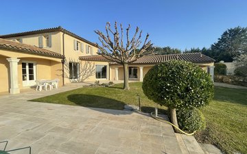 Property slide 14