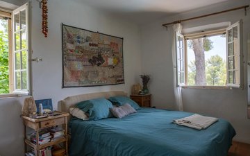 Property slide 10