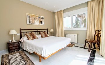 Property slide 15