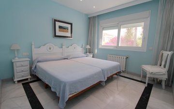 Property slide 17
