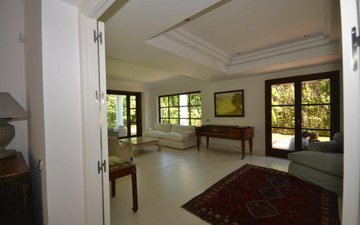 Property slide 19