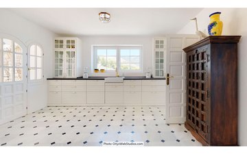 Property slide 20