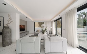 Property slide 10