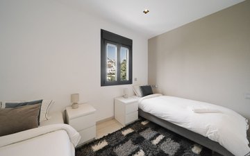 Property slide 18