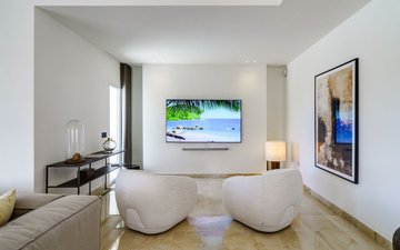 Property slide 10
