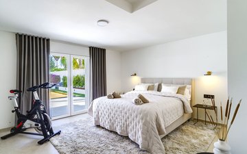 Property slide 18