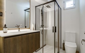 Property slide 19
