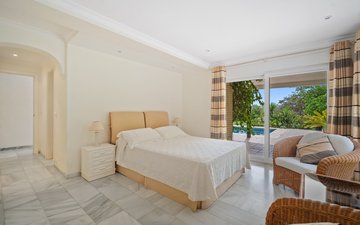 Property slide 17