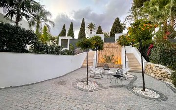 Property slide 8