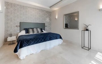 Property slide 16