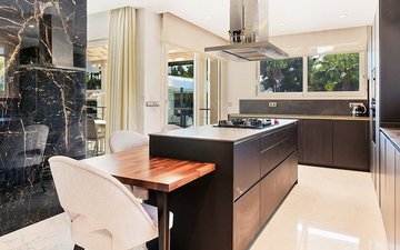 Property slide 20