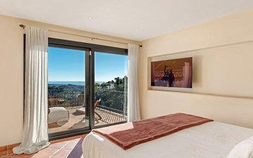 Property slide 20