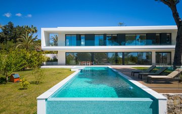 Property slide 10