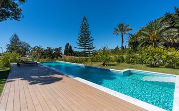 Property slide 17