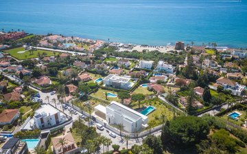 Property slide 18