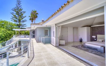 Property slide 14