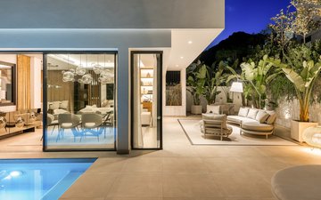 Property slide 18