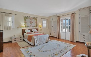 Property slide 17