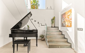 Property slide 16