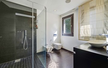 Property slide 16