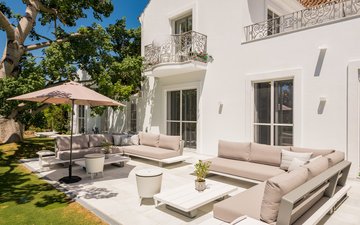Property slide 4