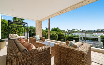 Property slide 17