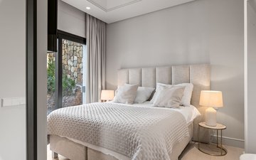 Property slide 18