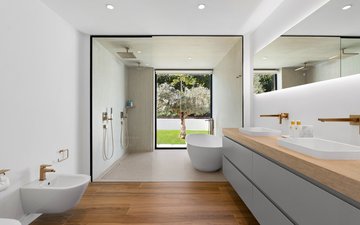 Property slide 15